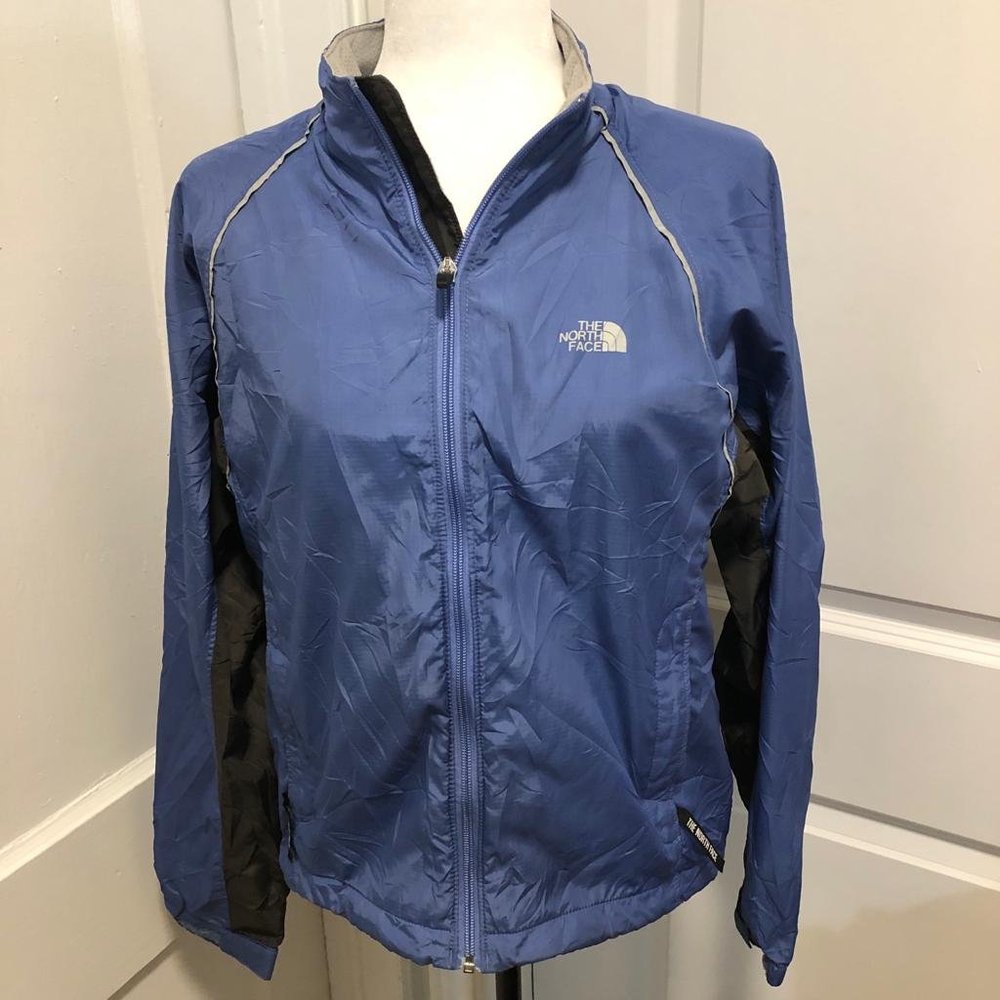 The North Face Retro Windbreaker Size M